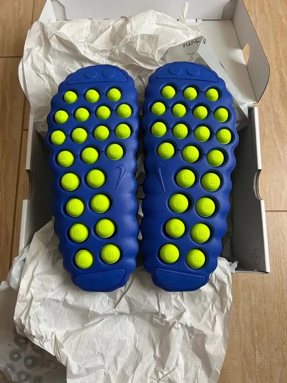 Nike Mind 001 Flyknit Hyper Royal Black Slides Size 9